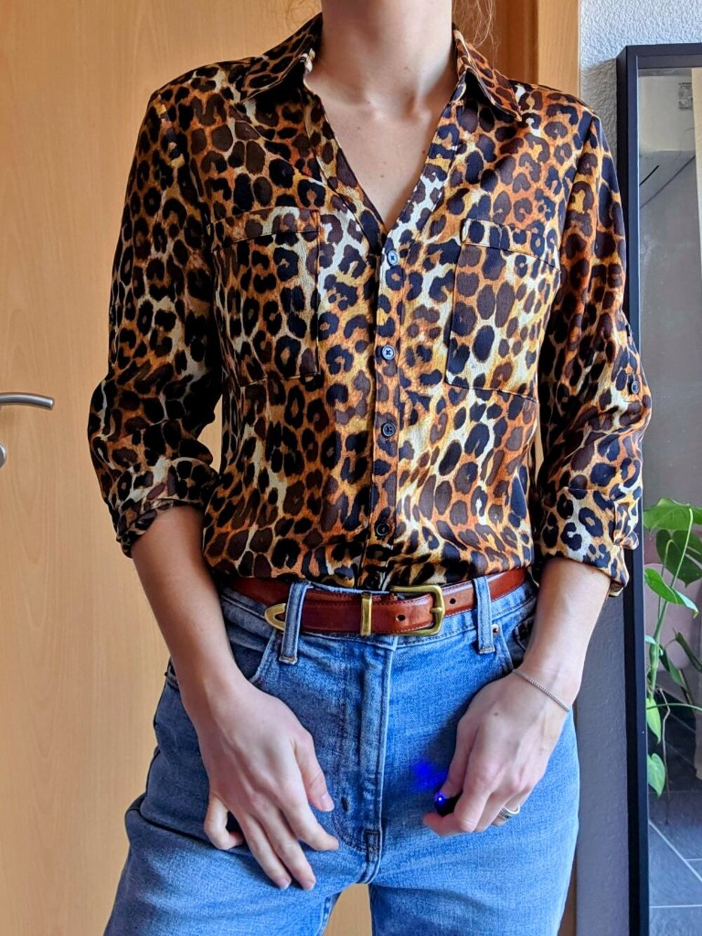 Express The Portofino Shirt Slim Fit Button Down Long Sleeve Top Cheetah Size XS - Picture 12 of 16